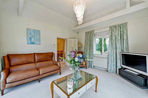 5 bedroom detached house for sale, Hawthorn Hill, Warfield, Bracknell, Berkshire, RG42