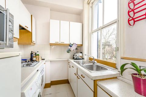 1 bedroom flat to rent, South Villas, Camden, London, NW1