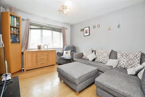 2 bedroom flat for sale, Wilkinson Way, Scunthorpe