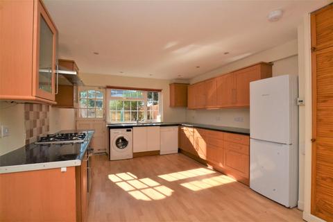 4 bedroom terraced house to rent, North Place, Teddington