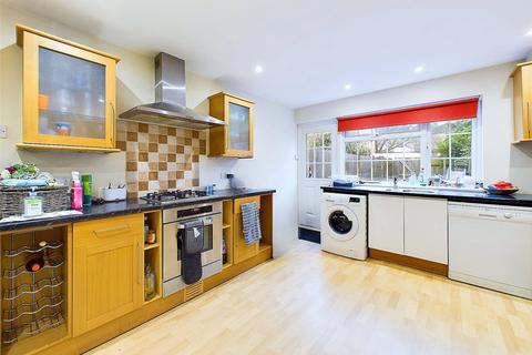 4 bedroom terraced house to rent, North Place, Teddington