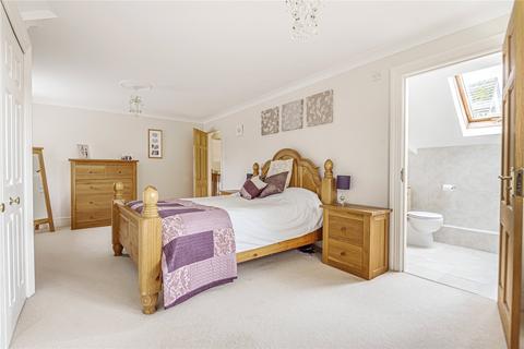 2 Dever Close, Micheldever, Winchester, SO21 3SR