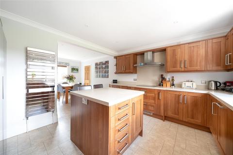 2 Dever Close, Micheldever, Winchester, SO21 3SR