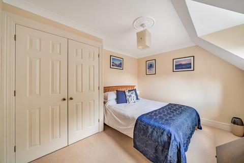 2 Dever Close, Micheldever, Winchester, SO21 3SR
