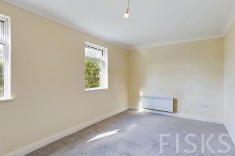 2 bedroom flat for sale, Catherine Road, Benfleet, SS7