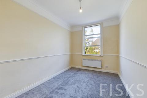 2 bedroom flat for sale, Catherine Road, Benfleet, SS7