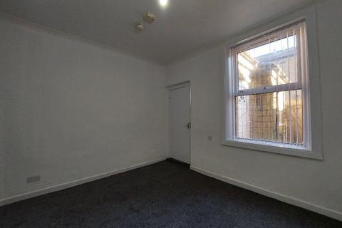 2 bedroom terraced house to rent, Albert Street, Burnley BB11