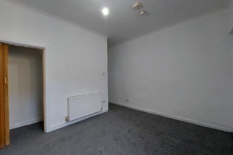 2 bedroom terraced house to rent, Albert Street, Burnley BB11