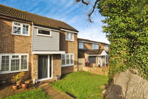 23 Vicarage Close, Arlesey, SG15 6XH