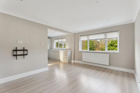 2 bedroom flat for sale, Cross Lanes, Gerrards Cross SL9