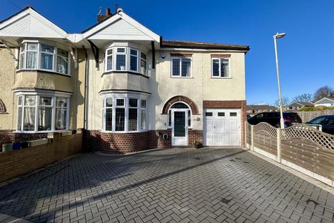 4 bedroom semi-detached house for sale, Stennels Avenue, Halesowen