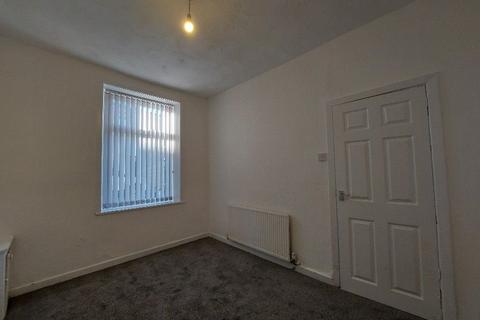 3 bedroom terraced house to rent, Spring Street, Accrington BB5