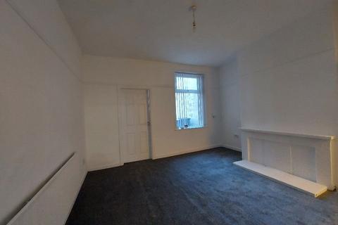 3 bedroom terraced house to rent, Spring Street, Accrington BB5