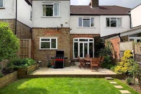 4 bedroom semi-detached house for sale, Kent Gardens, Ealing