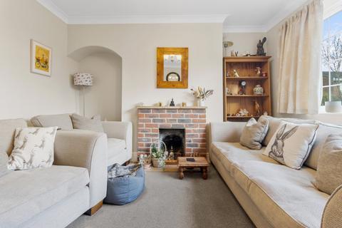 3 bedroom end of terrace house for sale, Meadow Place, Uckfield, East Sussex, TN22