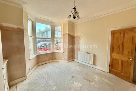 2 bedroom house to rent, Avondale Road, Morecambe LA3