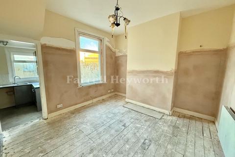 2 bedroom house to rent, Avondale Road, Morecambe LA3