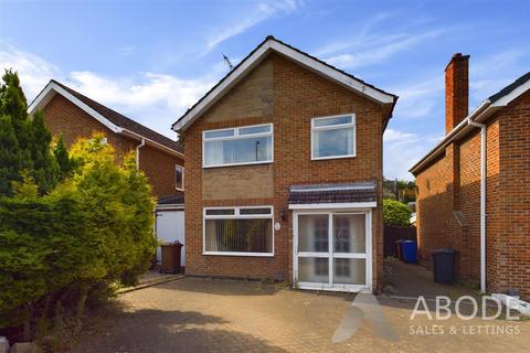 3 bedroom detached house for sale, Saxon Close, Burton on Trent DE15