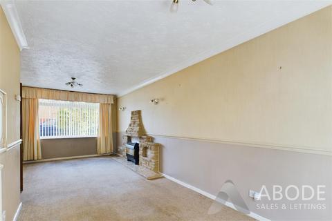 3 bedroom detached house for sale, Saxon Close, Burton on Trent DE15