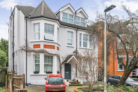 Flat B, 11 Sandford Road, Bromley, BR2 9AL