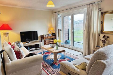 2 bedroom flat for sale, Pennine View Close, Carlisle