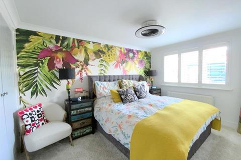 16 Amethyst Court, New Waltham, Grimsby, DN36 4YR