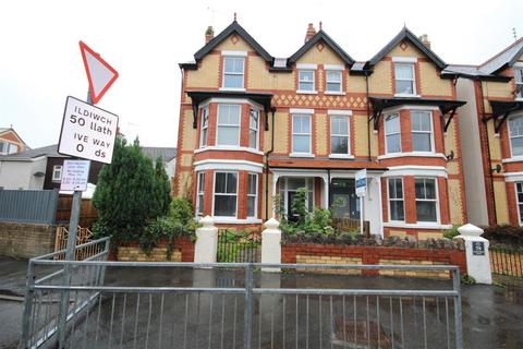 2 bedroom flat for sale, Greenfield Road, Colwyn Bay