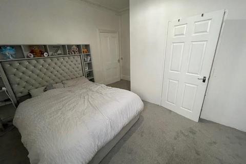 2 bedroom flat for sale, Greenfield Road, Colwyn Bay