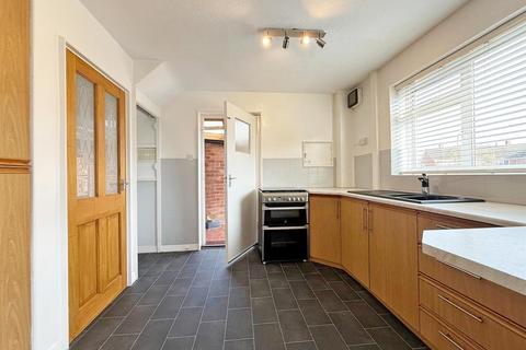 3 bedroom semi-detached house for sale, Hordley Avenue, Heath Farm, Shrewsbury