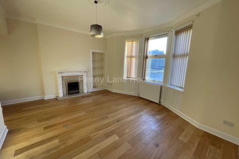 2 bedroom flat to rent, Baron Street, Renfrew