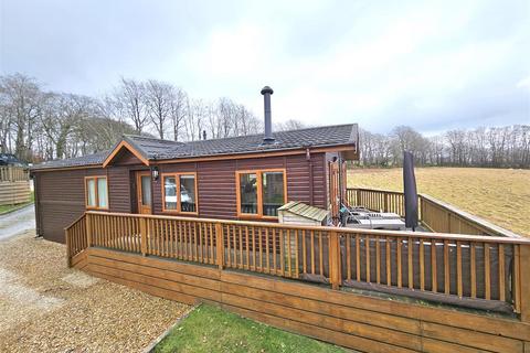 3 bedroom chalet for sale, Cedar Lodge, Heathfield, Tavistock