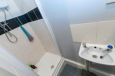 2 bedroom semi-detached house for sale, Leeds LS15