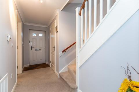 4 bedroom semi-detached house for sale, White House Place, Worthing