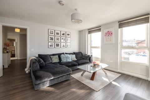 2 bedroom flat for sale, 50/4 Annandale Street, New Town, Edinburgh, EH7