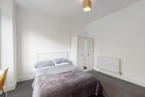 5 bedroom terraced house to rent, Shoreham Street, Sheffield S2