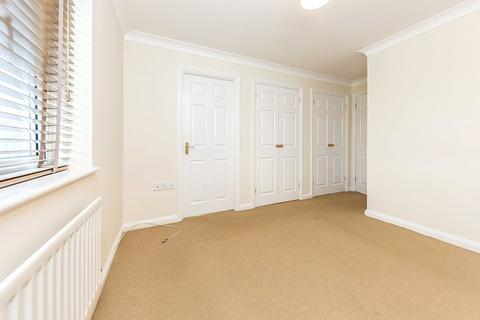 2 bedroom terraced house to rent, The Beacons, Hertfordshire SG1