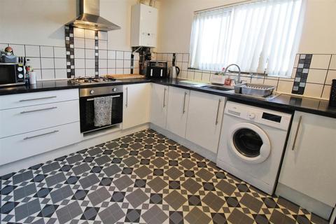 2 bedroom semi-detached house for sale, Knowles Lane, Bradford BD4