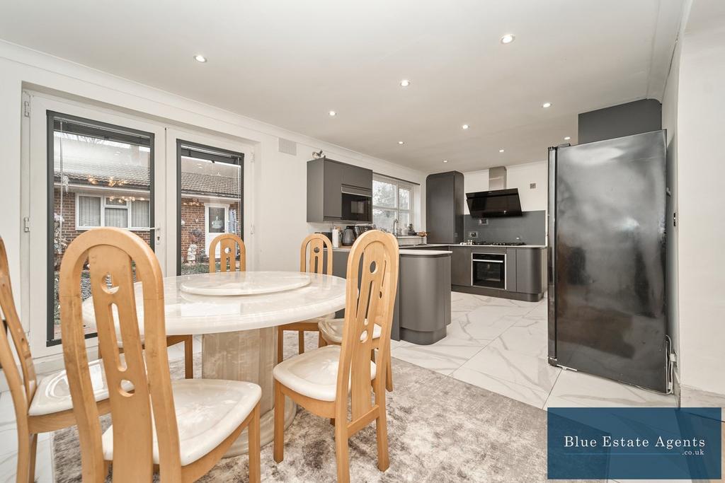 Extended Kitchen And Diner