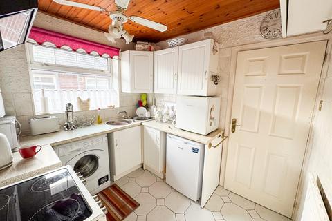 30 Ashbrook Close, Denton, Manchester, M34 2QA
