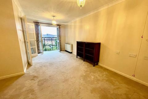 2 bedroom retirement property for sale, George Street, Huntingdon, PE29