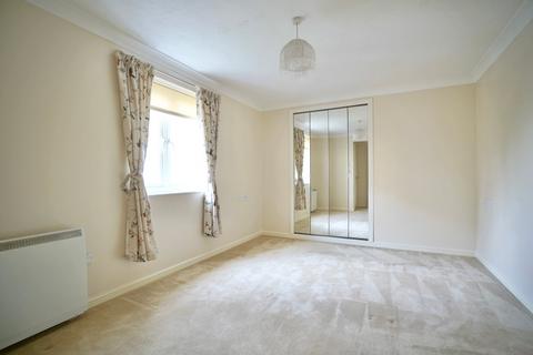 2 bedroom retirement property for sale, George Street, Huntingdon, PE29