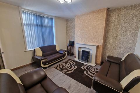 3 bedroom end of terrace house to rent, Craven Road, Dewsbury, West Yorkshire, WF13