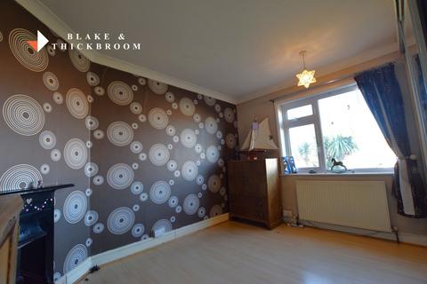 3 bedroom semi-detached house for sale, Melbourne Road, Clacton-on-Sea