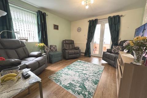 2 bedroom detached bungalow for sale, Abbeywood Close, Leek, Staffordshire