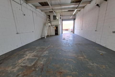 Industrial unit to rent, Unit 14 Summerhill Ind. Estate, Goodman Street, Birmingham, B1 2SS