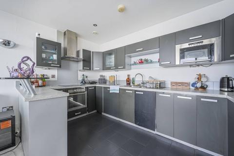 3 bedroom flat for sale, Capital East Apartments, Royal Docks, London, E16