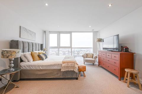 3 bedroom flat for sale, Capital East Apartments, Royal Docks, London, E16