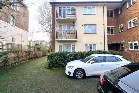 1 bedroom flat to rent, Spencer Road, London