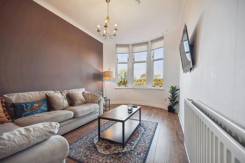 2 bedroom flat to rent, Dumbarton Road, Flat 2-1, Whiteinch, Glasgow, G11 6NA