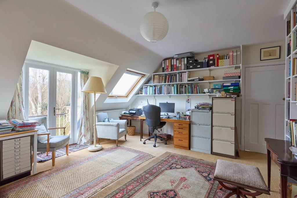 Grantchester Road 2101250030.jpg